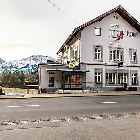 Baeren Hotell